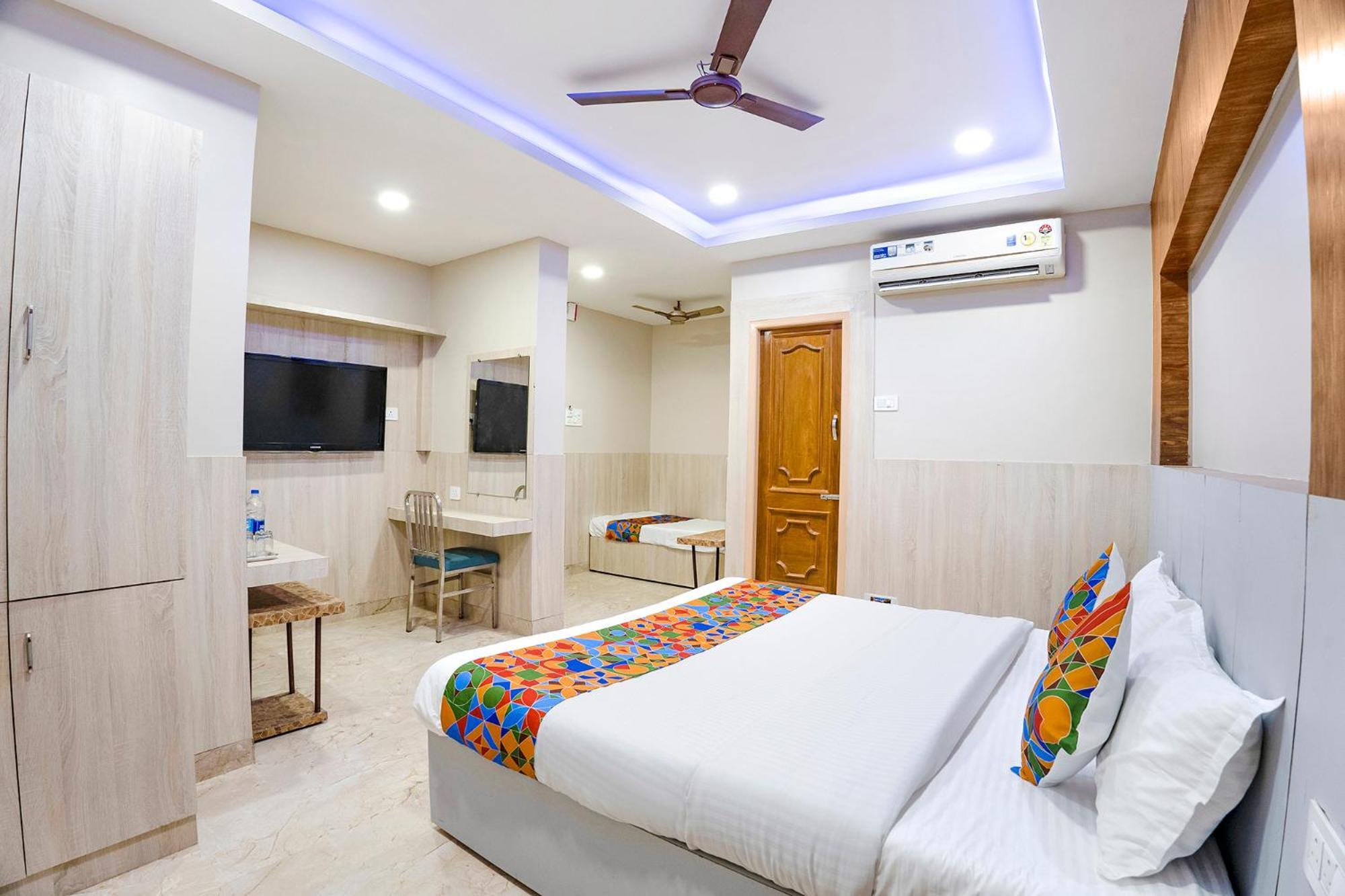 Fabhotel Wooden Park - Nr Dlf It Park, Ramapuram